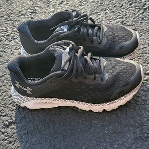 Underarmour Hovr infinite size 7